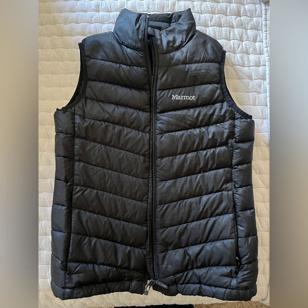 Marmot Women’s Black Vest - Small